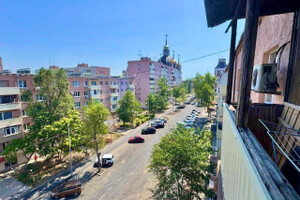 Продается однокомнатная квартира в самом центре города