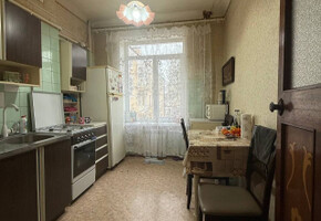 Продается двухкомнатная квартира в Центральном районе