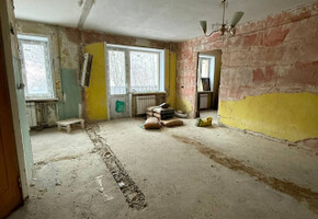 Продается трехкомнатная квартира в Центральном районе