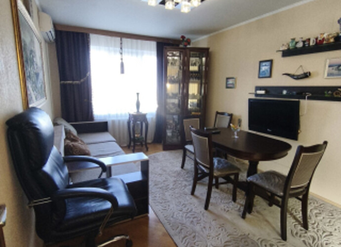 Продается 3-комнатная квартира в Центральном районе Мариуполя, ул. Ленина