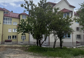 Продажа 4-х комнатной квартиры в коттеджном доме