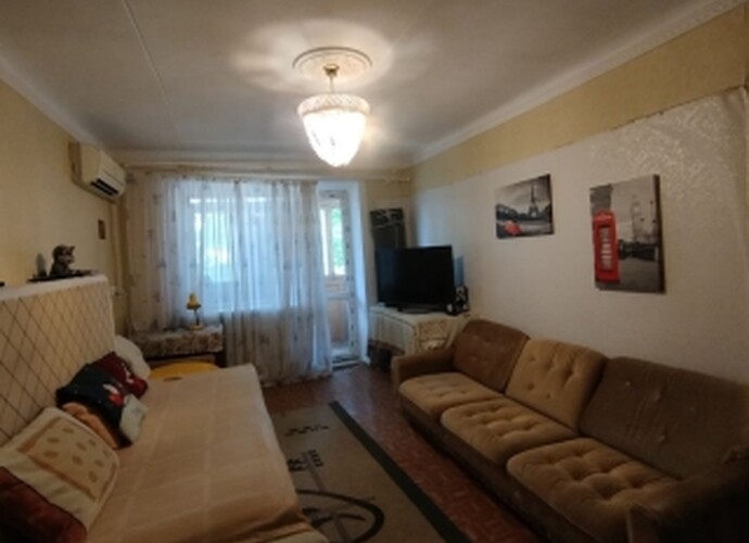 Продается двухкомнатная квартира