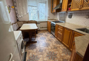 Продается трёхкомнатная квартира