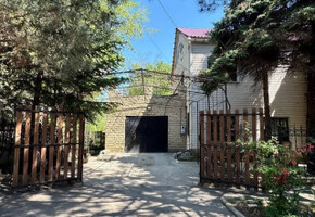 Продается двухэтажный дом в Приморском районе Мариуполя, квартал Азовье