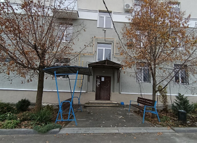 Продается  2-комнатная квартира в Орджоникидзевском районе