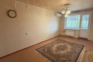 Продается двухкомнатная квартира на Левом берегу