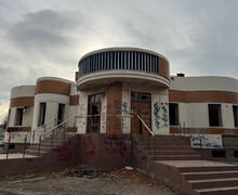 В продаже ледовый комплекс под восстановление