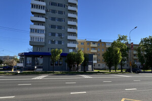 Продается трехкомнатная квартира в Центральном районе