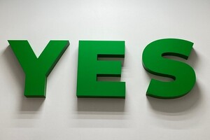 Магазин/сток женской одежды YES на ул. Олимпийская