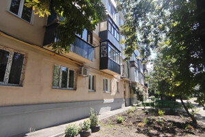 Продается 2-комнатная квартира в Ильичевском районе 