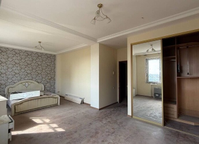 Продается эксклюзивная квартира в центре Мариуполя