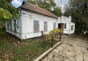 Продается дом в поселке Володарское, на улице Набережная