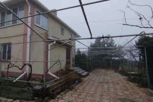 Продается загородный трехуровневый коттедж