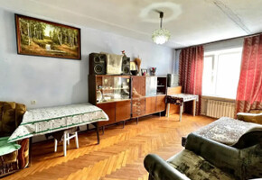 Продается 3-комнатная квартира в центре Мариуполя