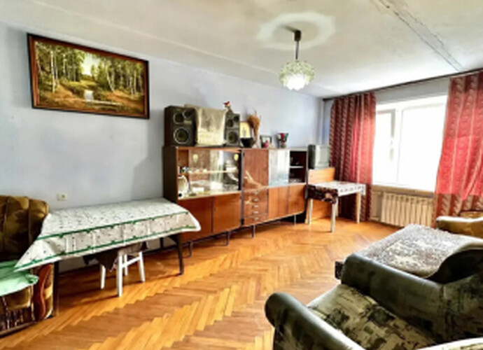 Продается 3-комнатная квартира в центре Мариуполя