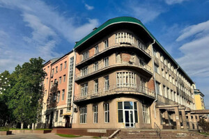 Продаётся двухкомнатная квартира в Центральном районе