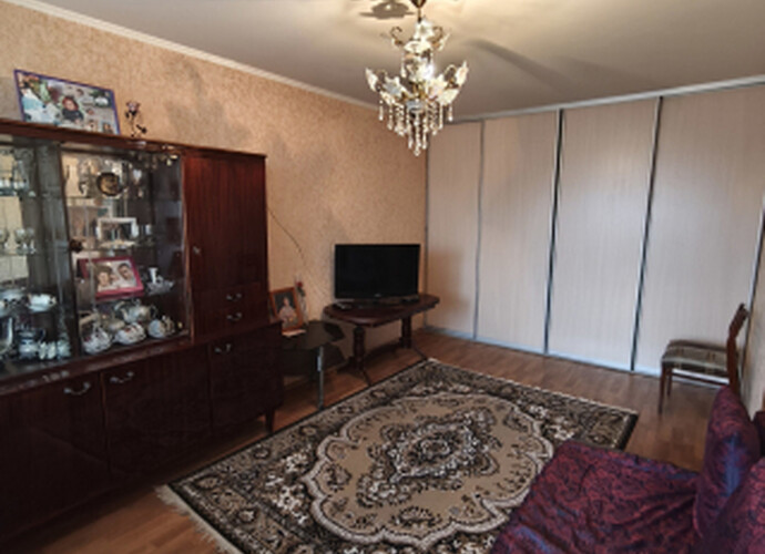 Продается трехкомнатная квартира в Центральном районе