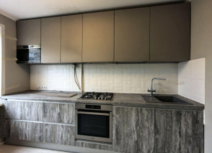Продается 3-комнатная квартира в Левобережном районе 