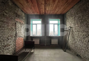 Продается трехкомнатная квартира в Левобережном районе на улице Пашковского