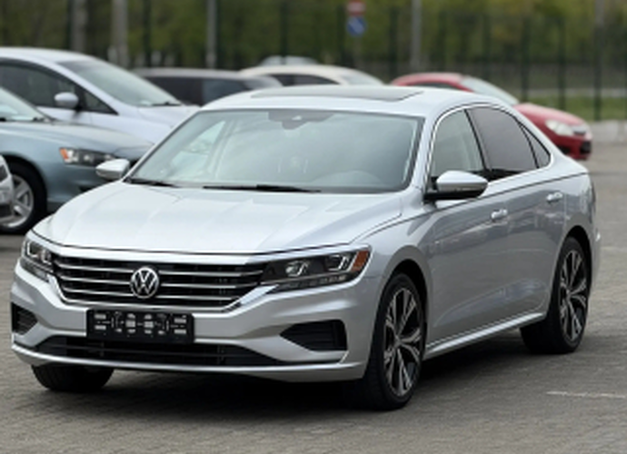 Volkswagen Passat, 2021