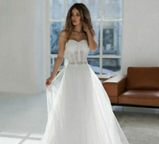 СВАДЕБНЫЕ и ВЕЧЕРНИЕ ПЛАТЬЯ на пер. Березовый