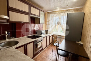 Продается просторная трехкомнатная квартира в Центральном районе