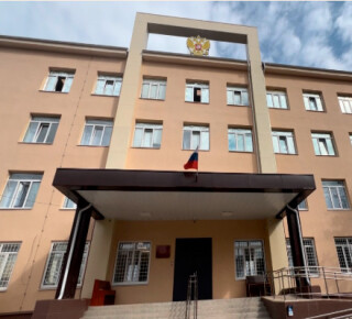 Жовтневый районный суд города Мариуполя ДНР