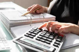 Требуется бухгалтер