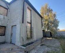 Продается 2-х этажное помещение + 2 ГАРАЖА | 377 кв.м.