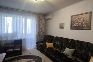 Продается трехкомнатная квартира