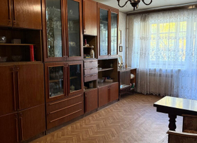 Продается двухкомнатная квартира в Ильичевском районе