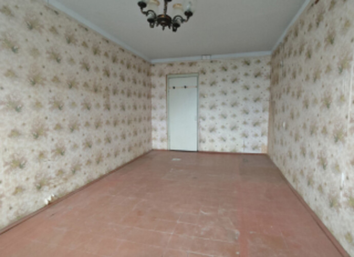 Продам крупногабаритную квартиру в Центральном районе Мариуполя 