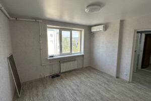  Продаётся гостинка в центре Ильичевского района
