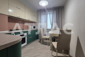 3-к квартира, 1/9 этаж, 63,7м², арт. 140074119