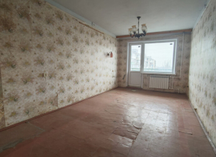 Продам крупногабаритную квартиру на 17м микрорайоне г. Мариуполя