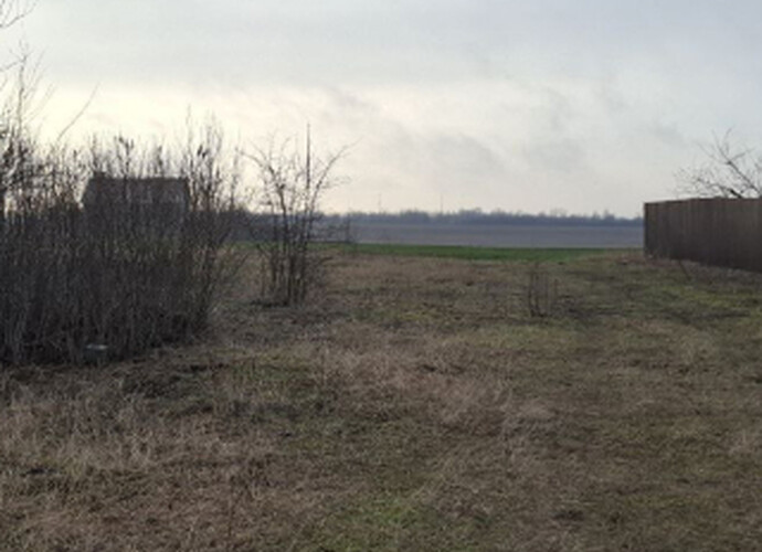 Продается участок в селе Радянская Украина