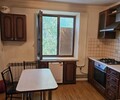 продам 3к кв центр пгт Мангуш с  2 гаражами, рядом с Мариуполем