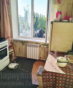 Продаем  1-комнатную квартиру в г.Мариуполе, Приморский район, все рядом