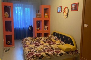 Продается трёхкомнатная квартира