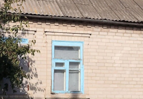 Продается дом 99,2 м² с участком 4 сотки в Мариуполе, ул. Дружбы