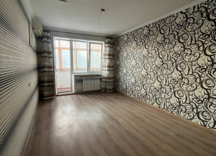 Продаётся трехкомнатная квартира в Левобережном районе