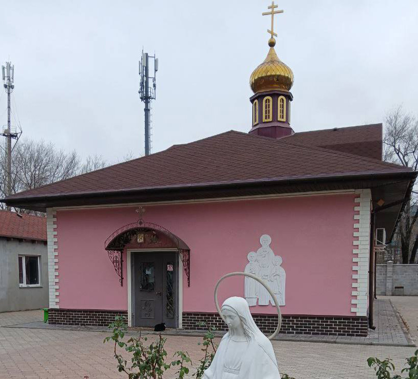 Храм святых мучениц Веры, Надежды, Любови и Матери их Софии на пр. Металлургов