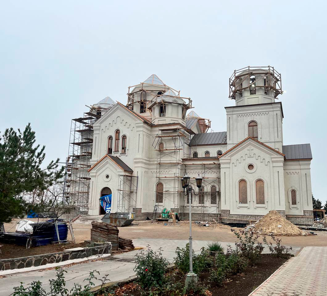 Собор Архистратига Михаила в городе Мариуполе